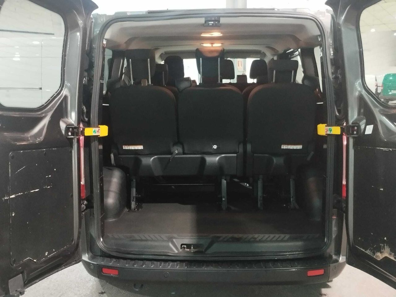 Ford Transit Custom KOMBI 2.0 TDCI 96KW 320 L1 TREND  - Foto 2