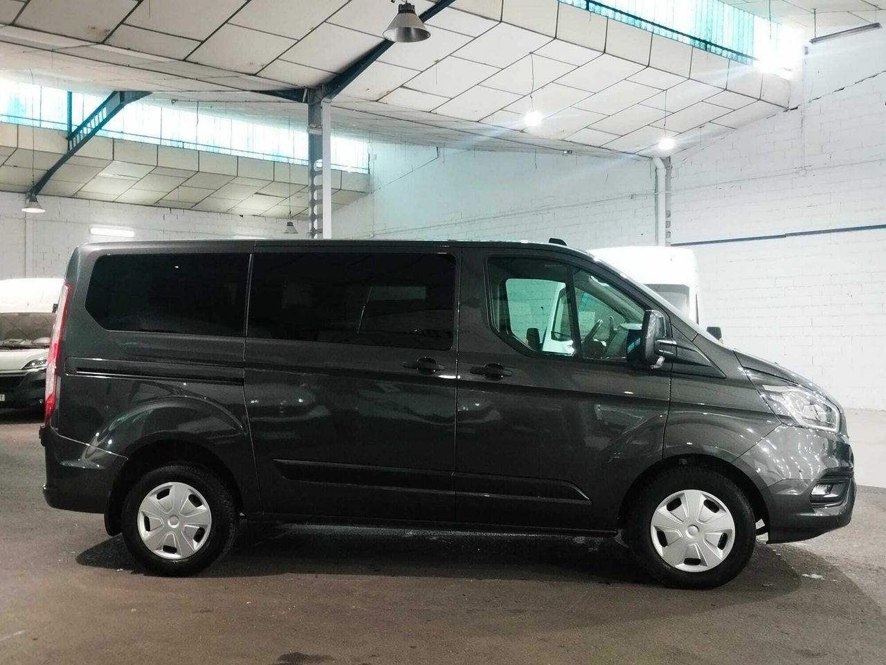 Ford Transit Custom KOMBI 2.0 TDCI 96KW 320 L1 TREND  - Foto 2