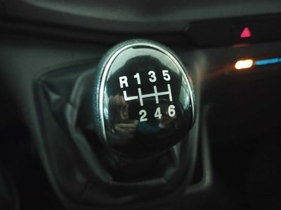 Ford Transit Custom KOMBI 2.0 TDCI 96KW 320 L1 TREND 