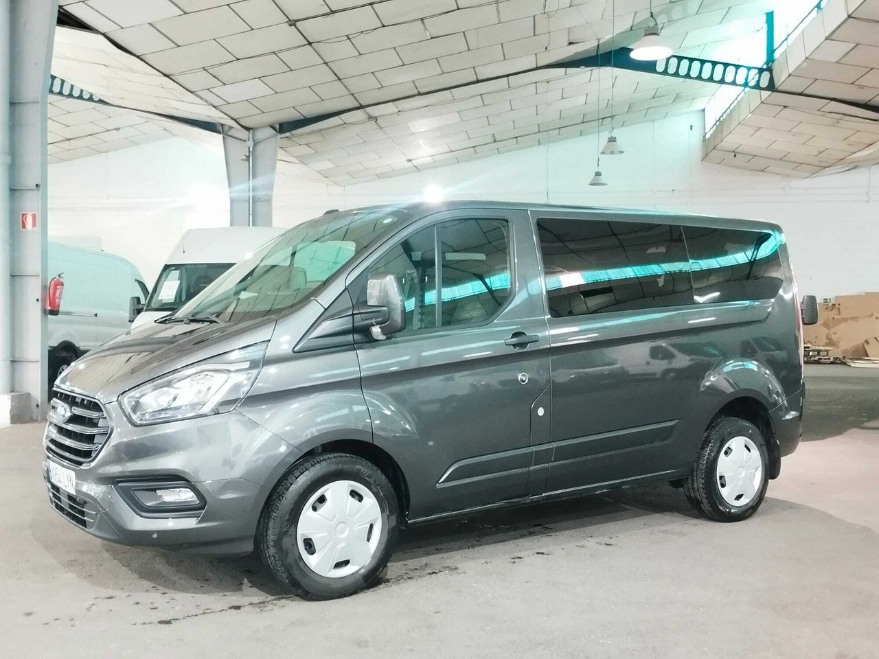 Ford Transit Custom KOMBI 2.0 TDCI 96KW 320 L1 TREND  - Foto 2