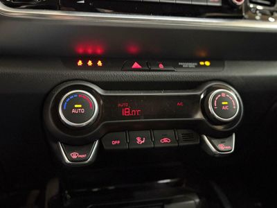 Kia Stonic 1.0 TGDi MHEV MT Drive 
