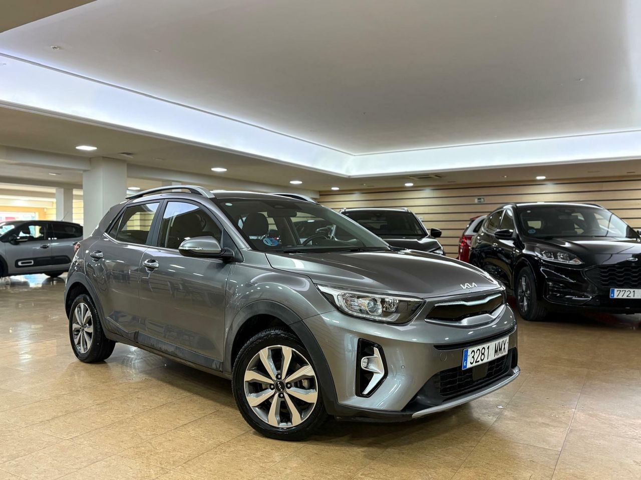 Kia Stonic 1.0 TGDi MHEV MT Drive  - Foto 2