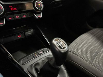Kia Stonic 1.0 TGDi MHEV MT Drive 