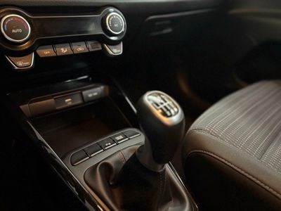 Kia Stonic 1.0 TGDi MHEV MT Drive 