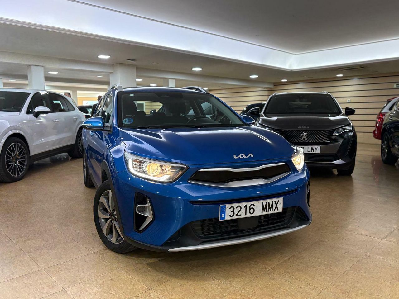 Kia Stonic 1.0 TGDi MHEV MT Drive  - Foto 2