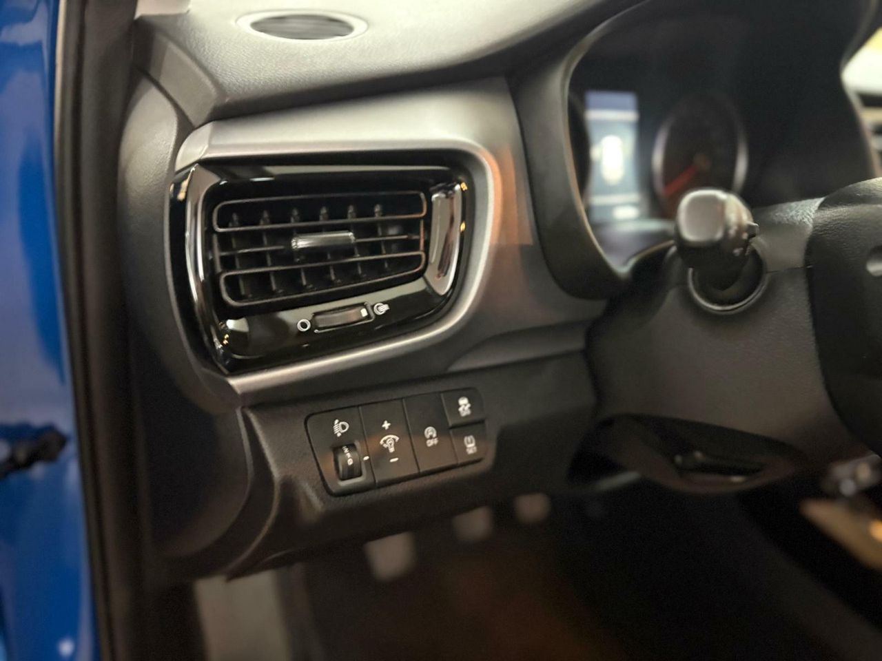 Kia Stonic 1.0 TGDi MHEV MT Drive  - Foto 2
