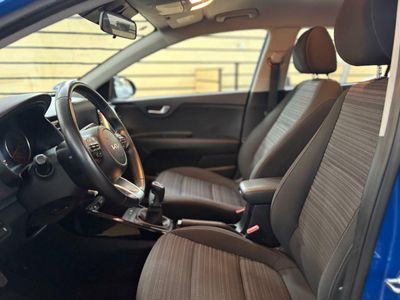 Kia Stonic 1.0 TGDi MHEV MT Drive 
