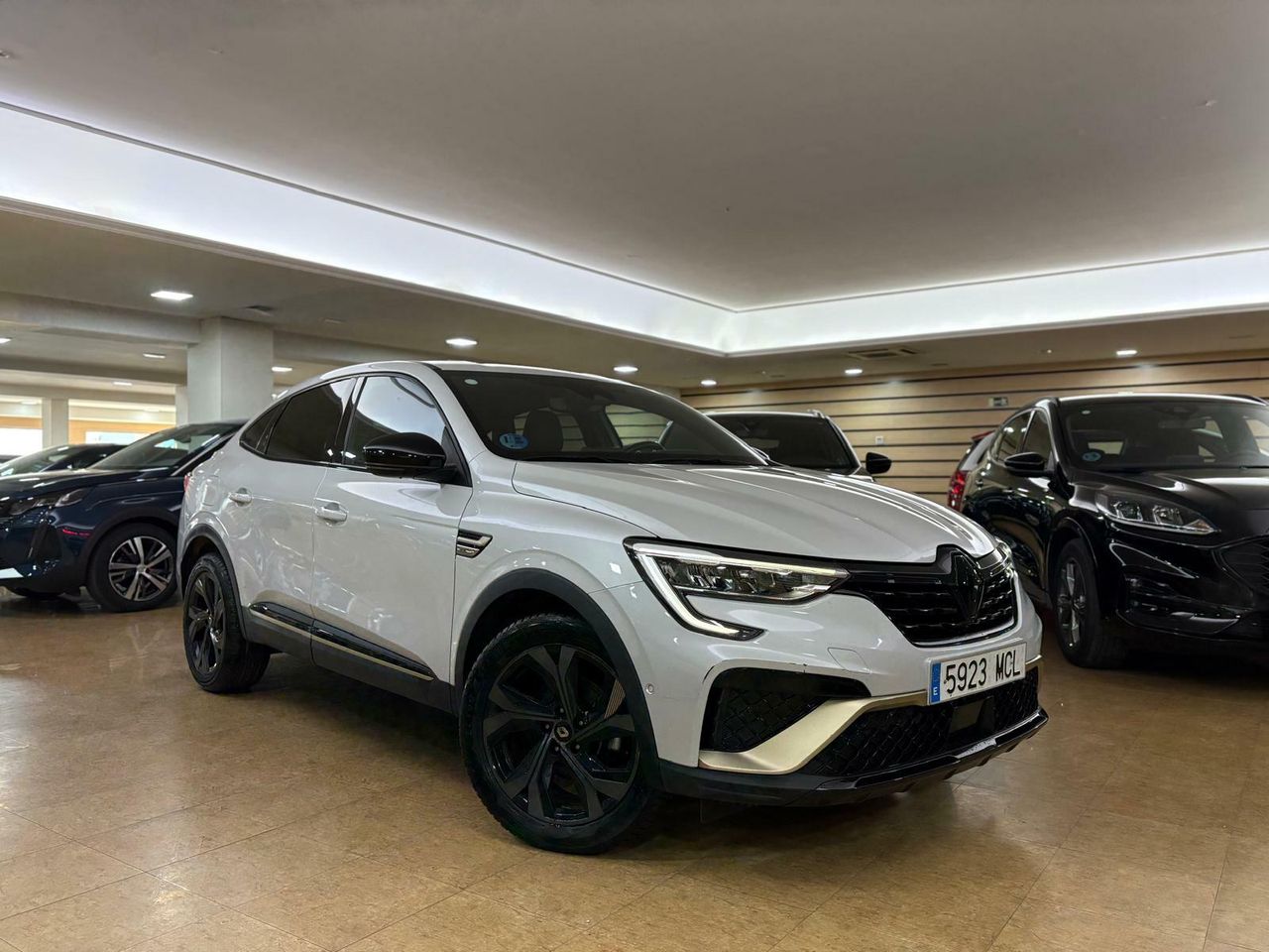 Renault Arkana ENET	E-TECH ENGINEERED FULL HYB. 105KW(145CV)  - Foto 2