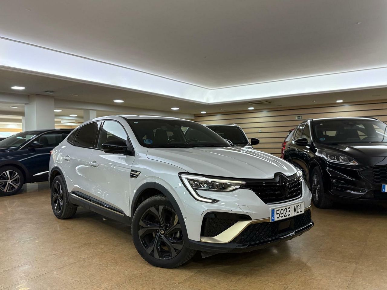 Renault Arkana ENET	E-TECH ENGINEERED FULL HYB. 105KW(145CV)  - Foto 2