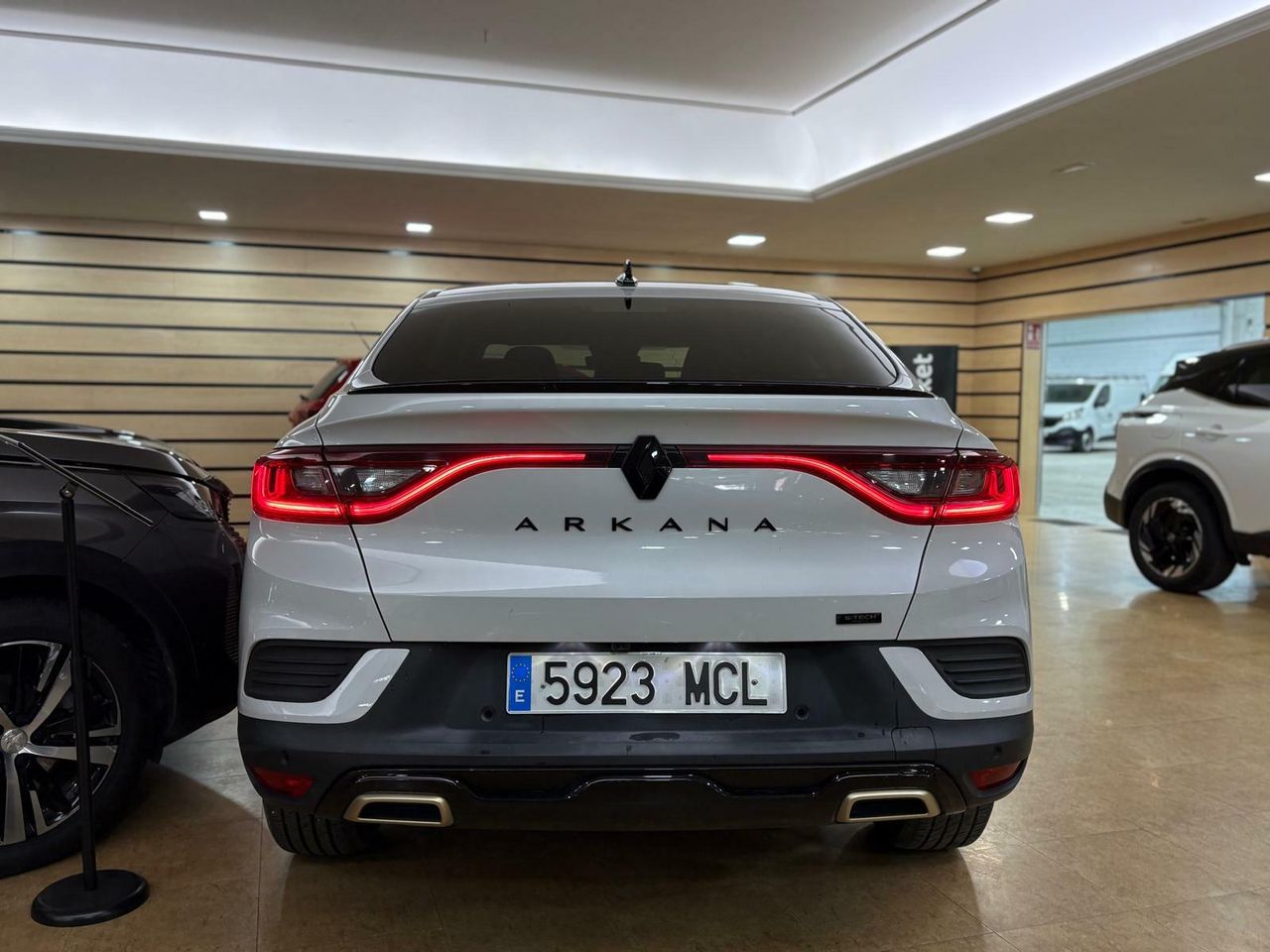 Renault Arkana ENET	E-TECH ENGINEERED FULL HYB. 105KW(145CV)  - Foto 2