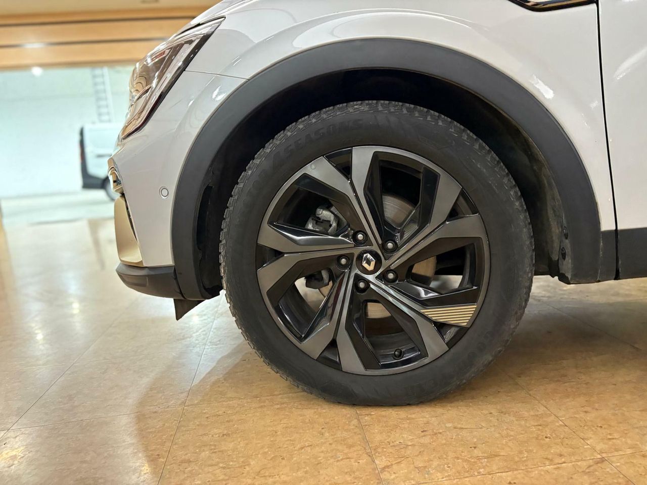 Renault Arkana ENET	E-TECH ENGINEERED FULL HYB. 105KW(145CV)  - Foto 2
