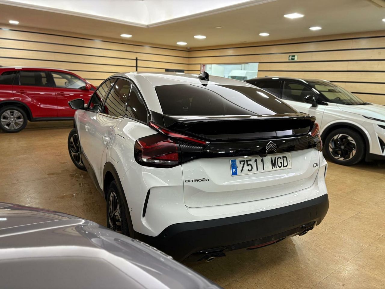 Citroën C4 PureTech 130 S&S 6v Shine  - Foto 2