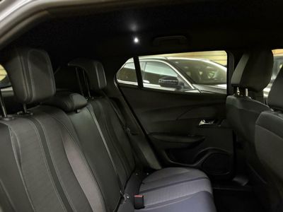 Peugeot 2008 Allure Puretech 100 S&S 6 Vel. 