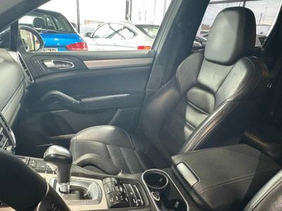 Porsche Cayenne 3.0 V6 245CV 