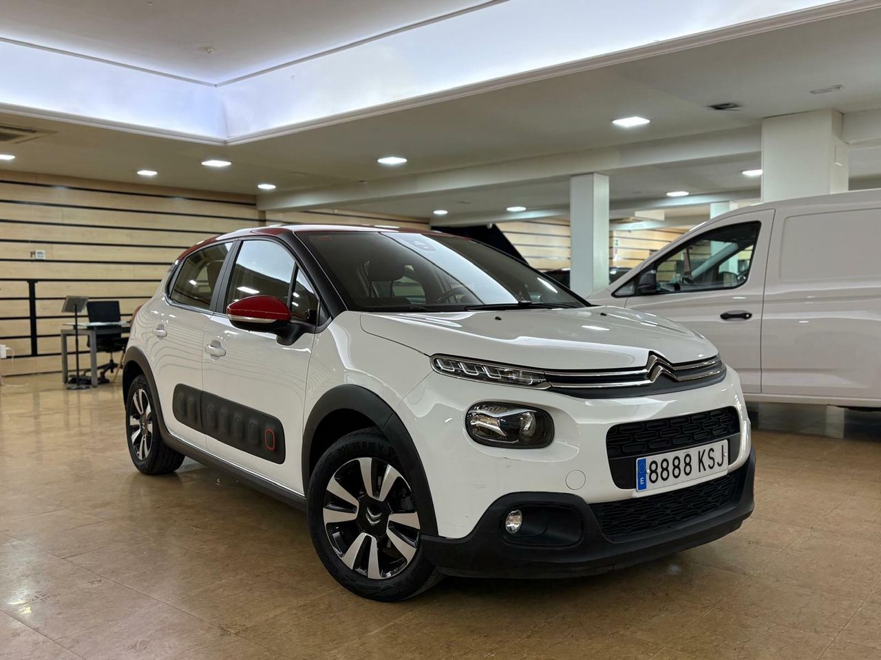 Citroën C3 PureTech 60KW (82CV) FEEL  - Foto 2