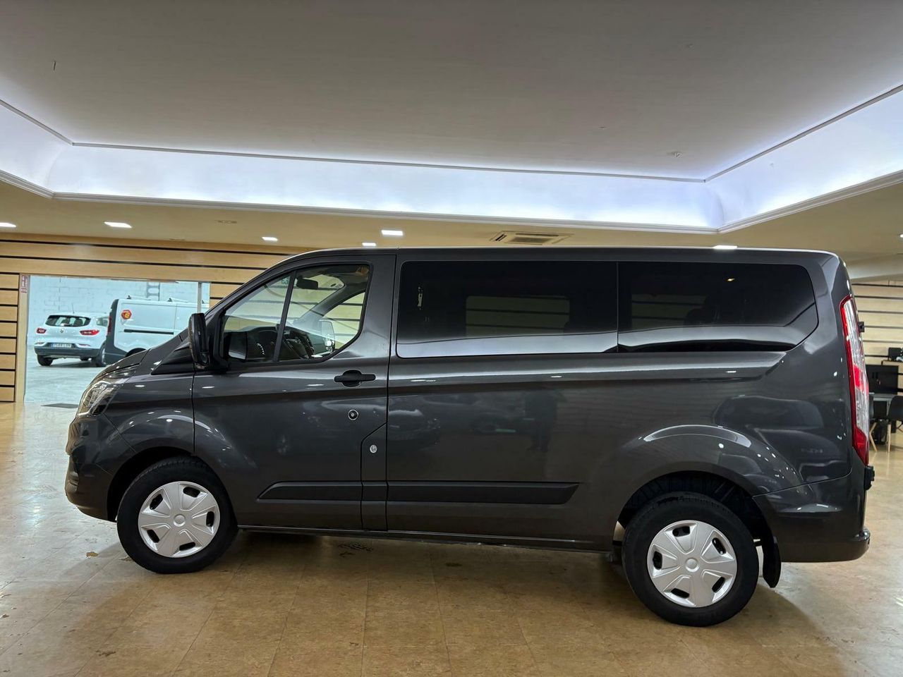 Ford Transit Custom KOMBI 2.0 TDCI 96KW 320 L1 TREND  - Foto 2