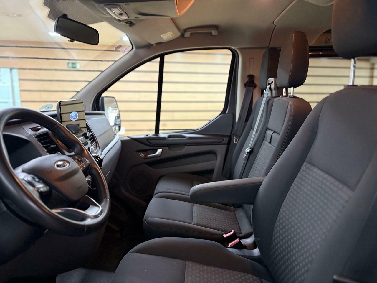 Ford Transit Custom KOMBI 2.0 TDCI 96KW 320 L1 TREND  - Foto 2