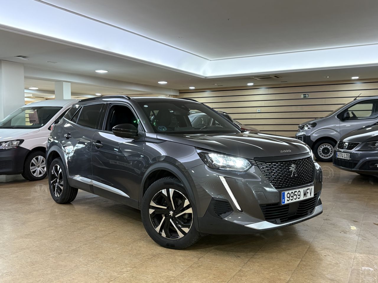 Peugeot 2008 Allure Puretech 100 S&S 6 Vel.  - Foto 2