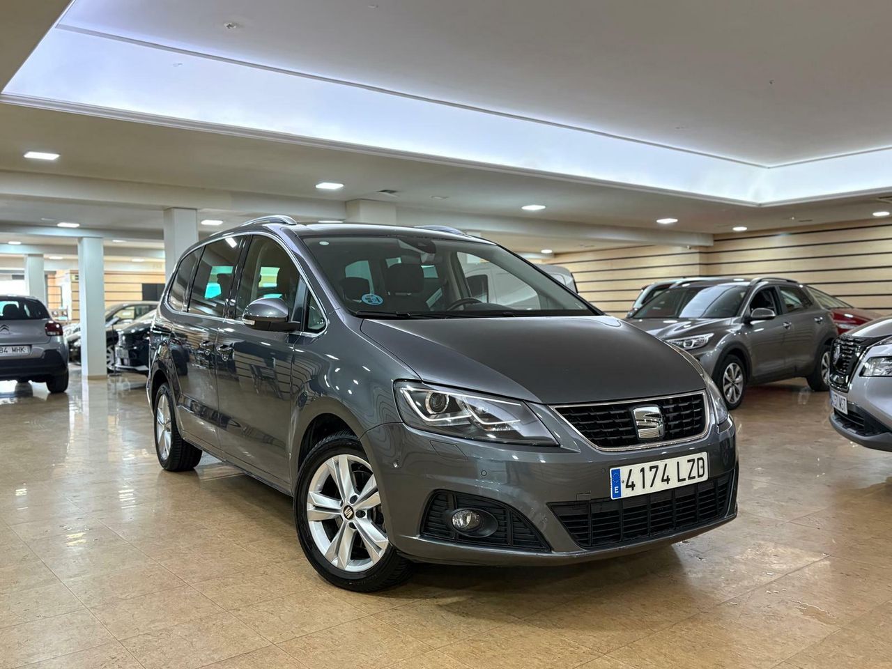 Seat Alhambra EXLGO	1.4 TSI 110KW DSG S/S EXCELLEN GO PUERTAS ELECTRICAS - Foto 2