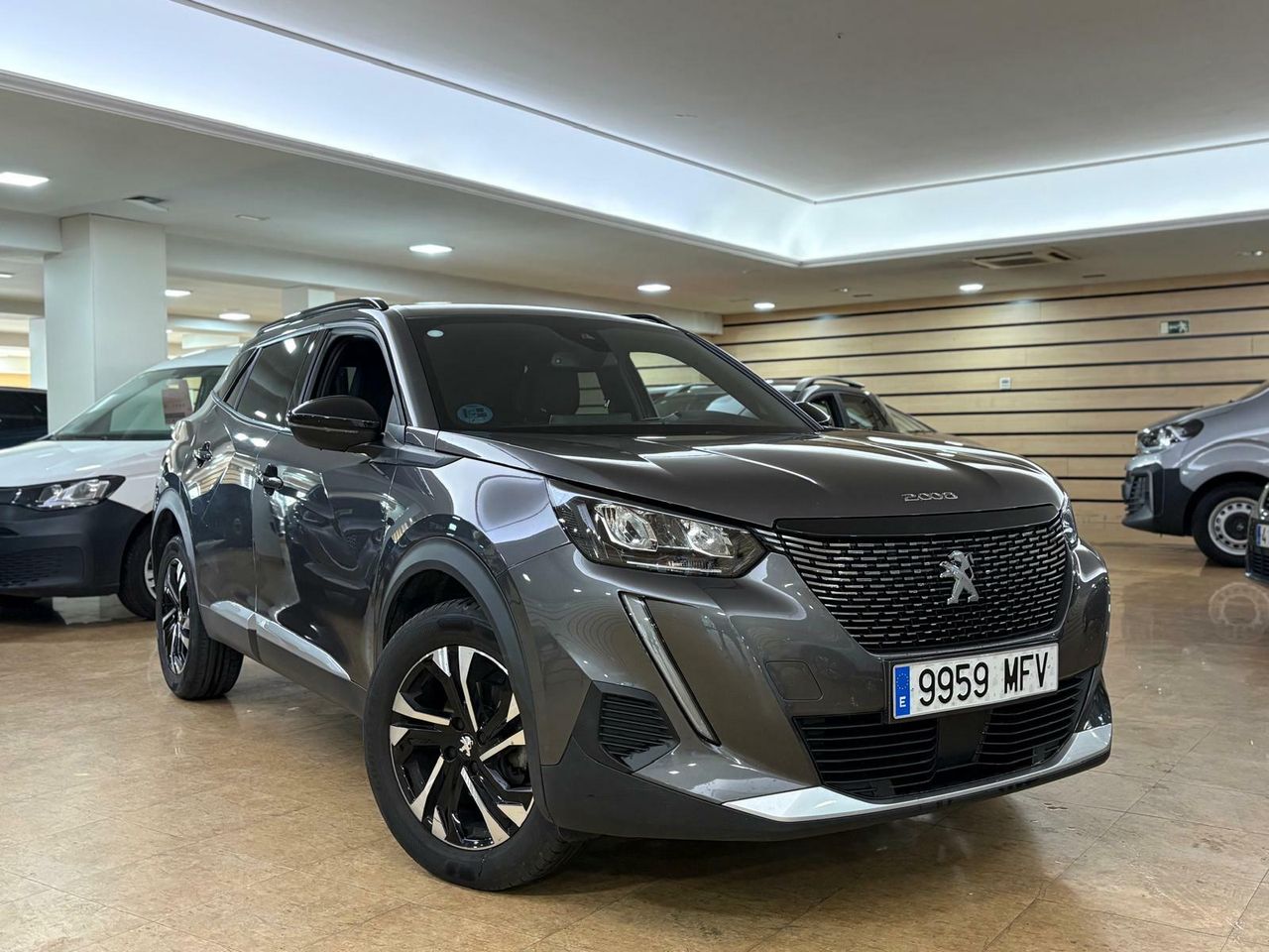 Peugeot 2008 Allure Puretech 100 S&S 6 Vel.  - Foto 2