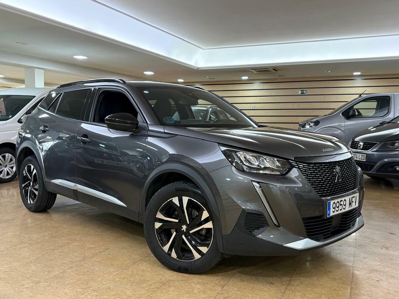 Peugeot 2008 Allure Puretech 100 S&S 6 Vel.  - Foto 2