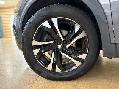 Peugeot 2008 Allure Puretech 100 S&S 6 Vel. 