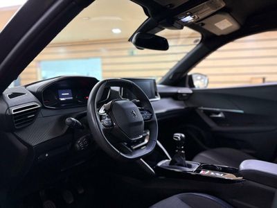Peugeot 2008 Allure Puretech 100 S&S 6 Vel. 