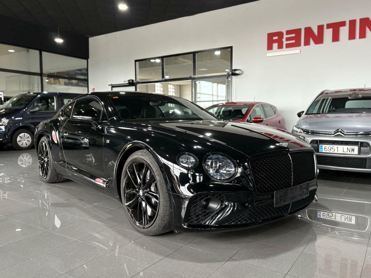 Bentley Continental GT Mulliner Blackline FIRST EDITION 635CV / BELUGA  2019 BENTLEY CONTINENTAL W12 BELUGA - Foto 2