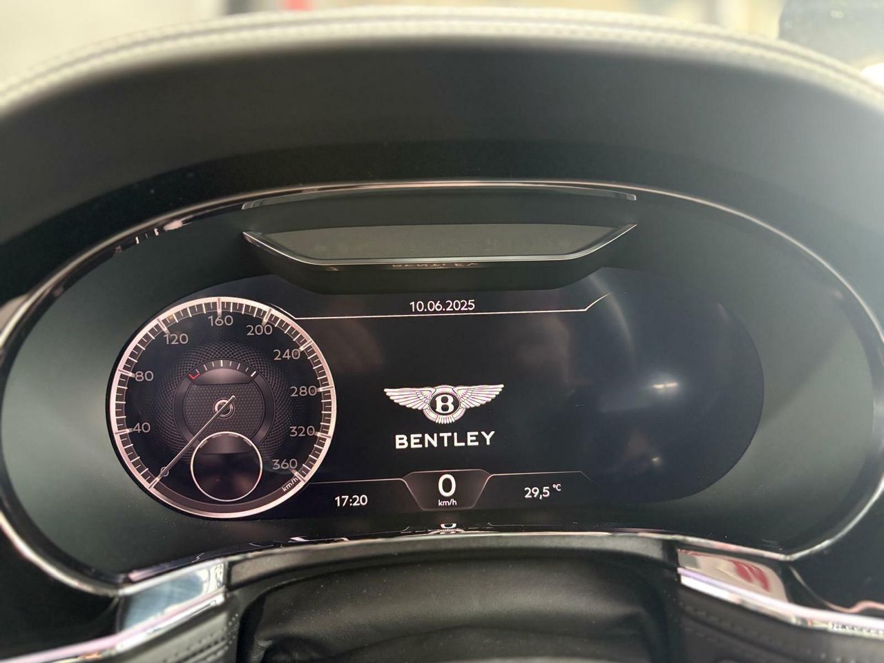 Bentley Continental GT Mulliner Blackline FIRST EDITION 635CV / BELUGA  2019 BENTLEY CONTINENTAL W12 BELUGA - Foto 2