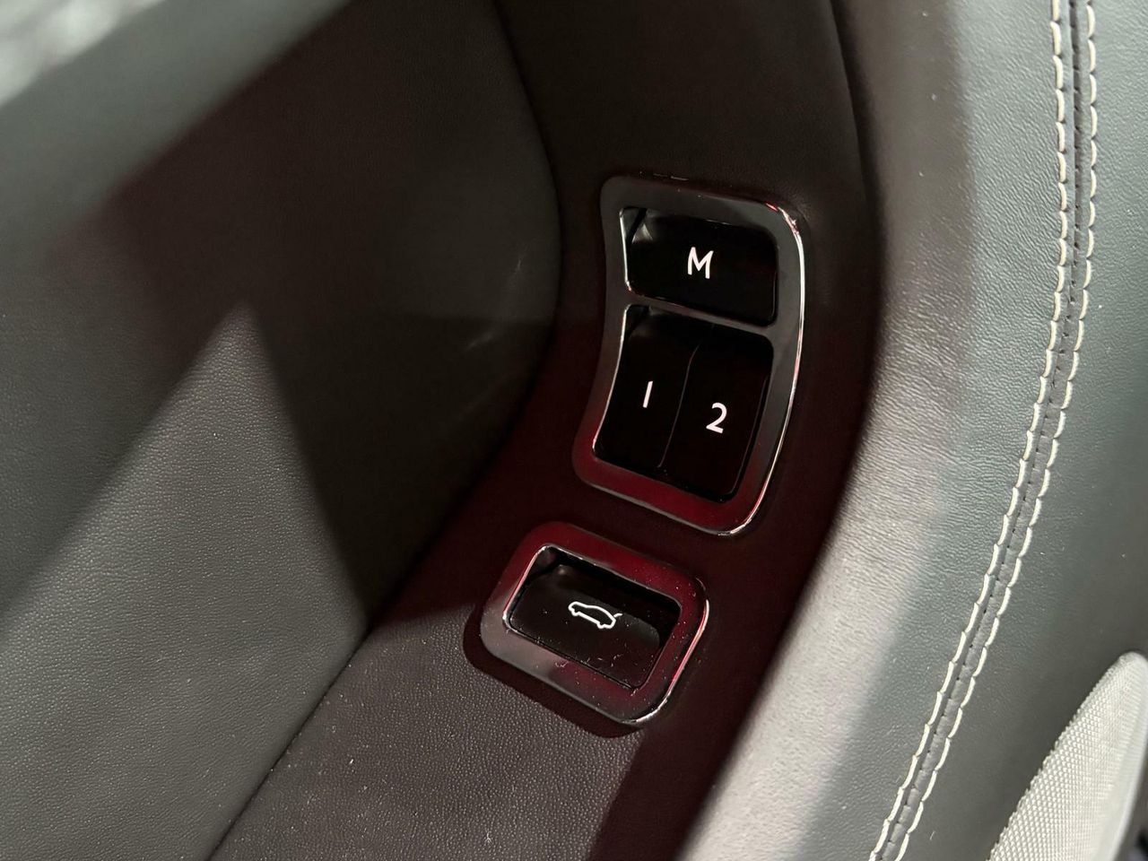 Bentley Continental GT Mulliner Blackline FIRST EDITION 635CV / BELUGA  2019 BENTLEY CONTINENTAL W12 BELUGA - Foto 2