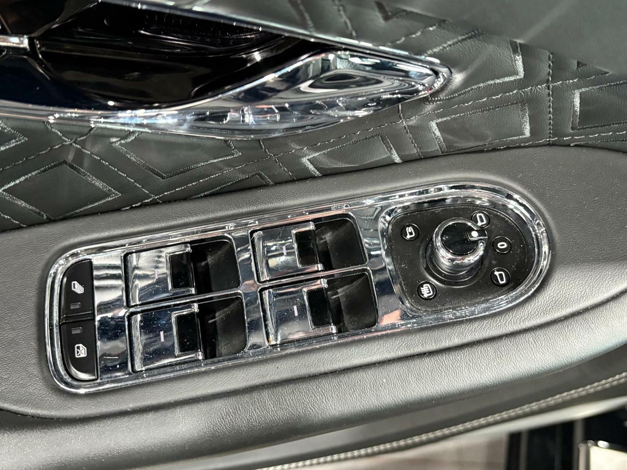Bentley Continental GT Mulliner Blackline FIRST EDITION 635CV / BELUGA  2019 BENTLEY CONTINENTAL W12 BELUGA - Foto 2