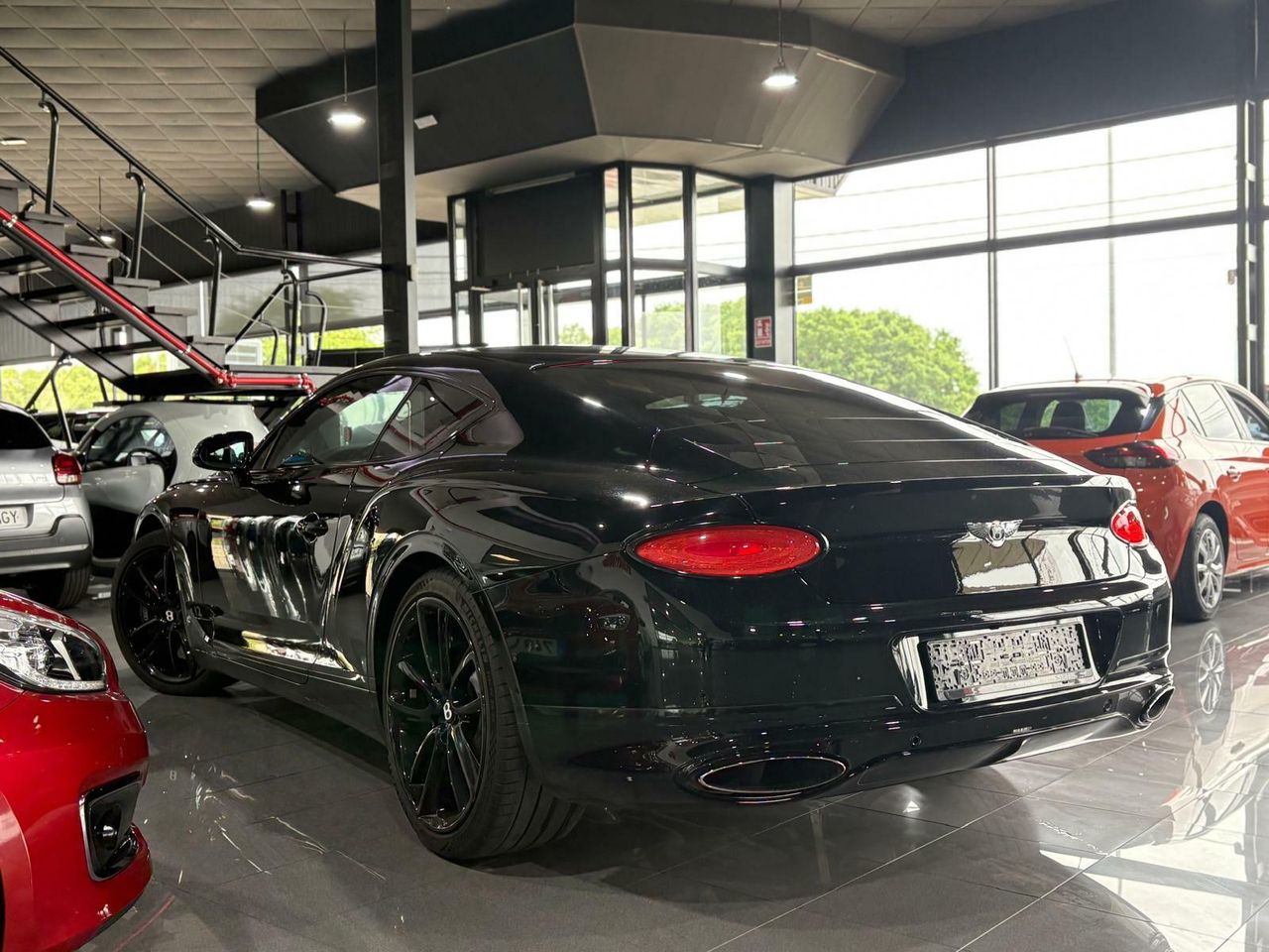 Bentley Continental GT Mulliner Blackline FIRST EDITION 635CV / BELUGA  2019 BENTLEY CONTINENTAL W12 BELUGA - Foto 2