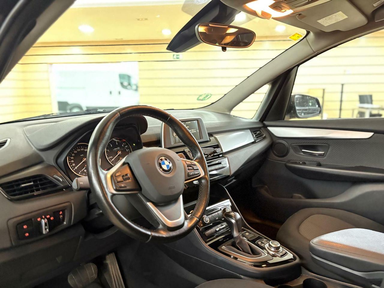 BMW Serie 2 Gran Tourer 218 d 7 plazas  - Foto 2
