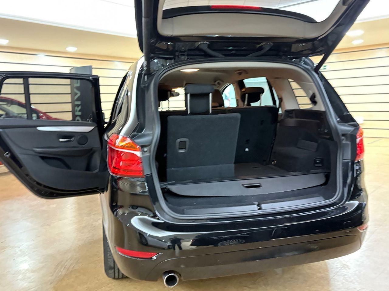 BMW Serie 2 Gran Tourer 218 d 7 plazas  - Foto 2