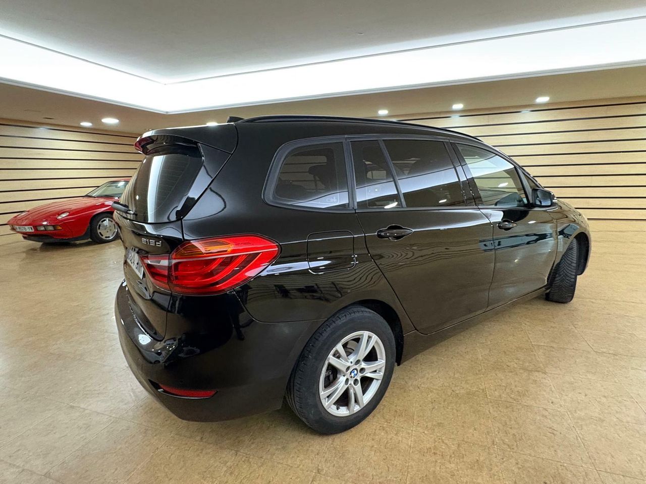 BMW Serie 2 Gran Tourer 218 d 7 plazas  - Foto 2