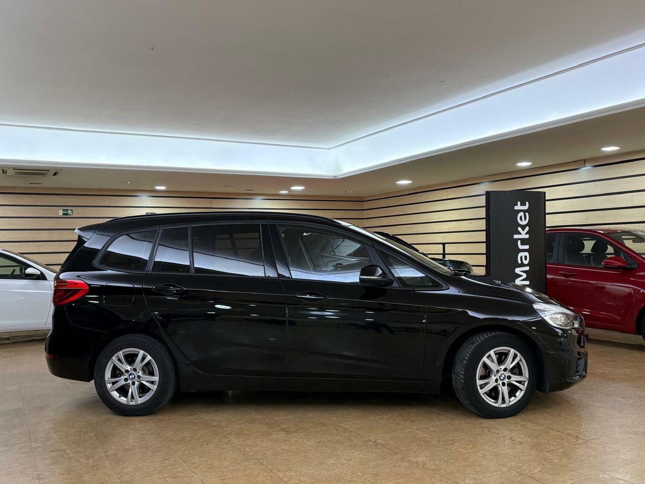 BMW Serie 2 Gran Tourer 218 d 7 plazas  - Foto 2