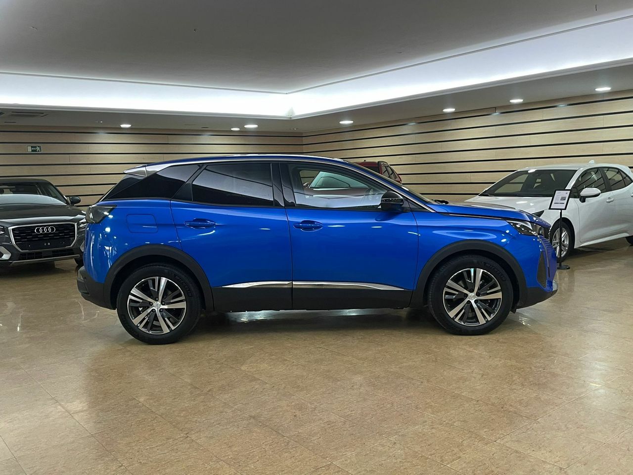 Peugeot 3008 ALLURE 130CV EAT8 PURETECH AUTOMATICO - Foto 2