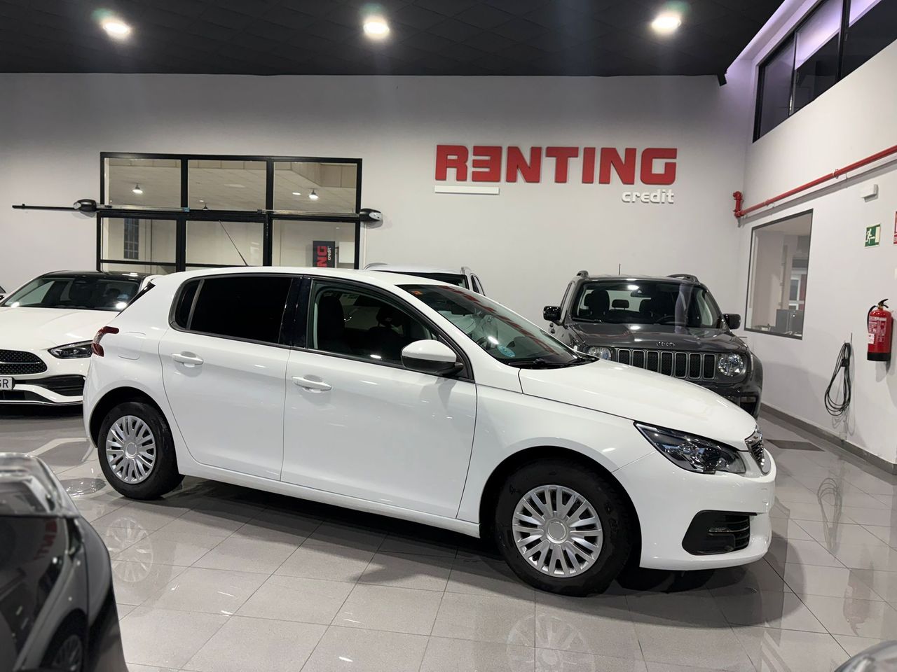 Peugeot 308 Business Line 1.2 PureTech 81KW (110CV)  - Foto 2