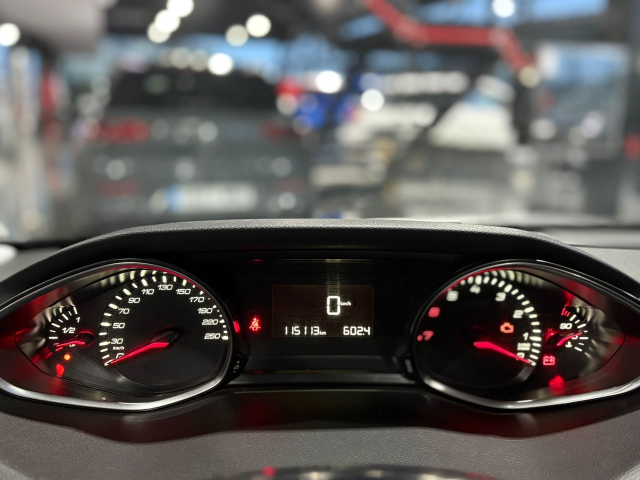 Peugeot 308 Business Line 1.2 PureTech 81KW (110CV)  - Foto 2