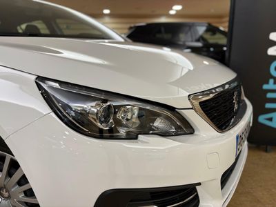 Peugeot 308 Business Line 1.2 PureTech 81KW (110CV) 