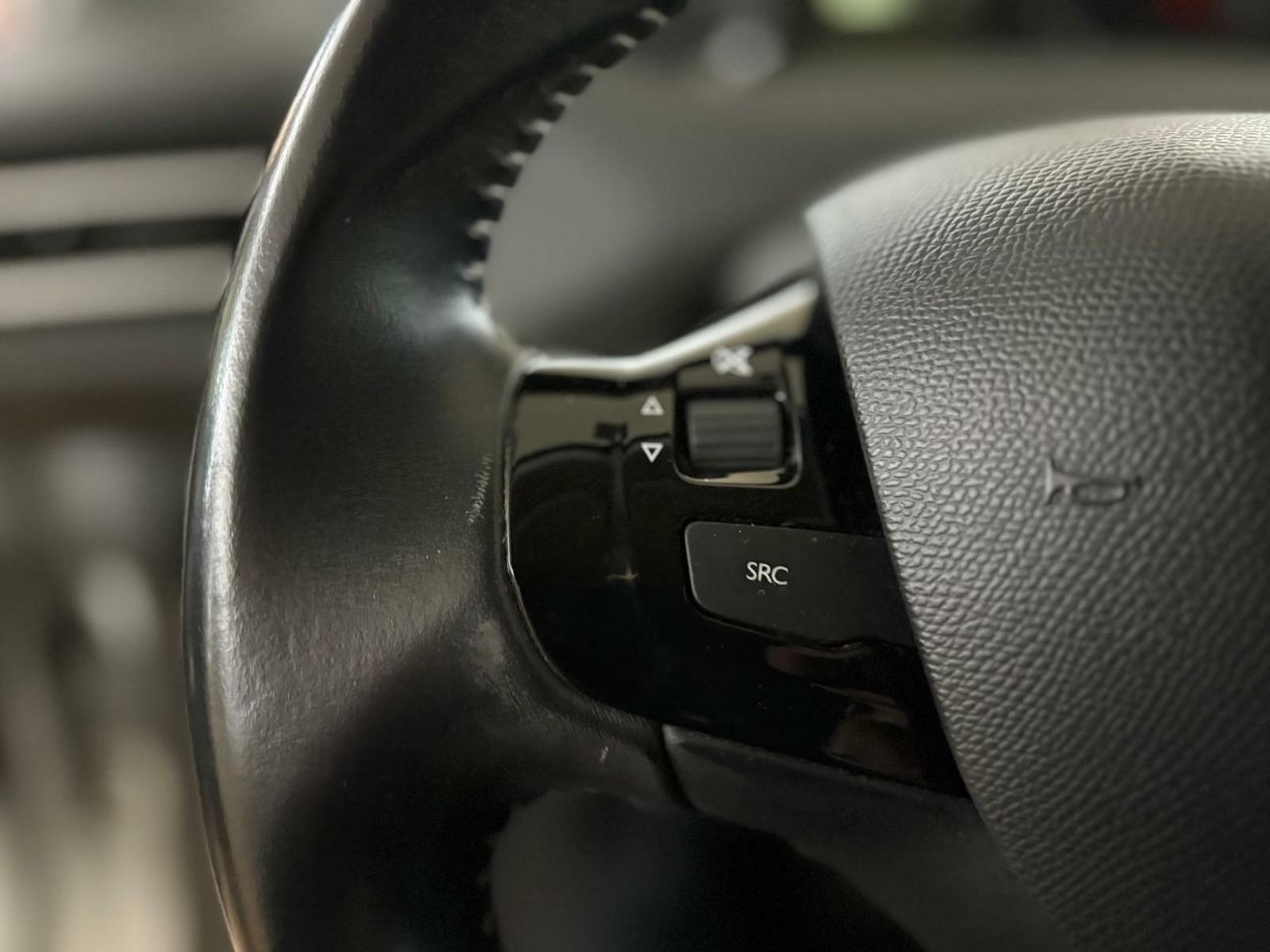 Peugeot 308 Business Line 1.2 PureTech 81KW (110CV)  - Foto 2