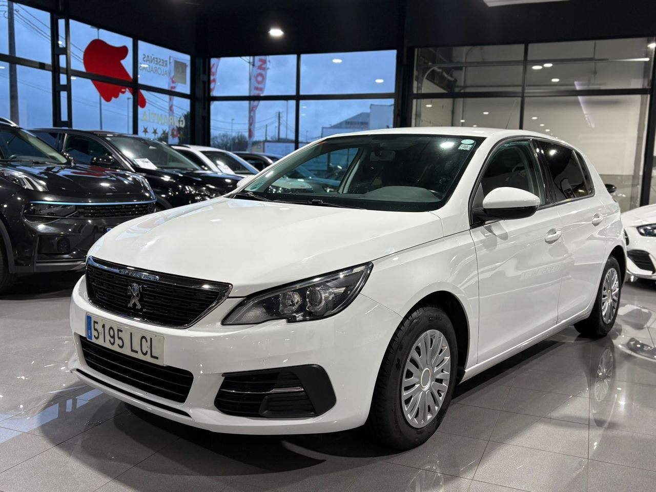 Peugeot 308 Business Line 1.2 PureTech 81KW (110CV)  - Foto 2