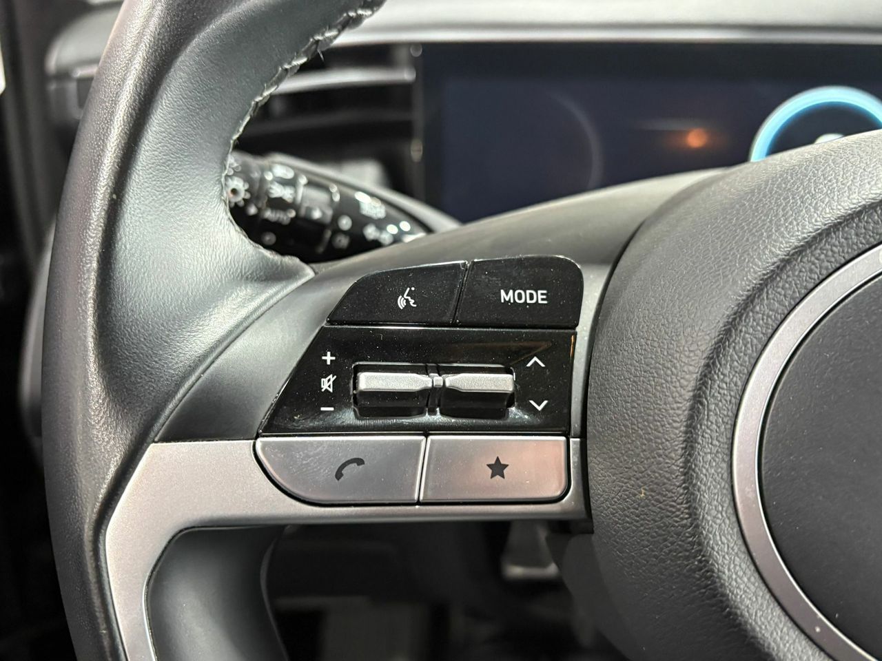 Hyundai Tucson 1.6 CRDI 85KW (115CV) MAXX  - Foto 2