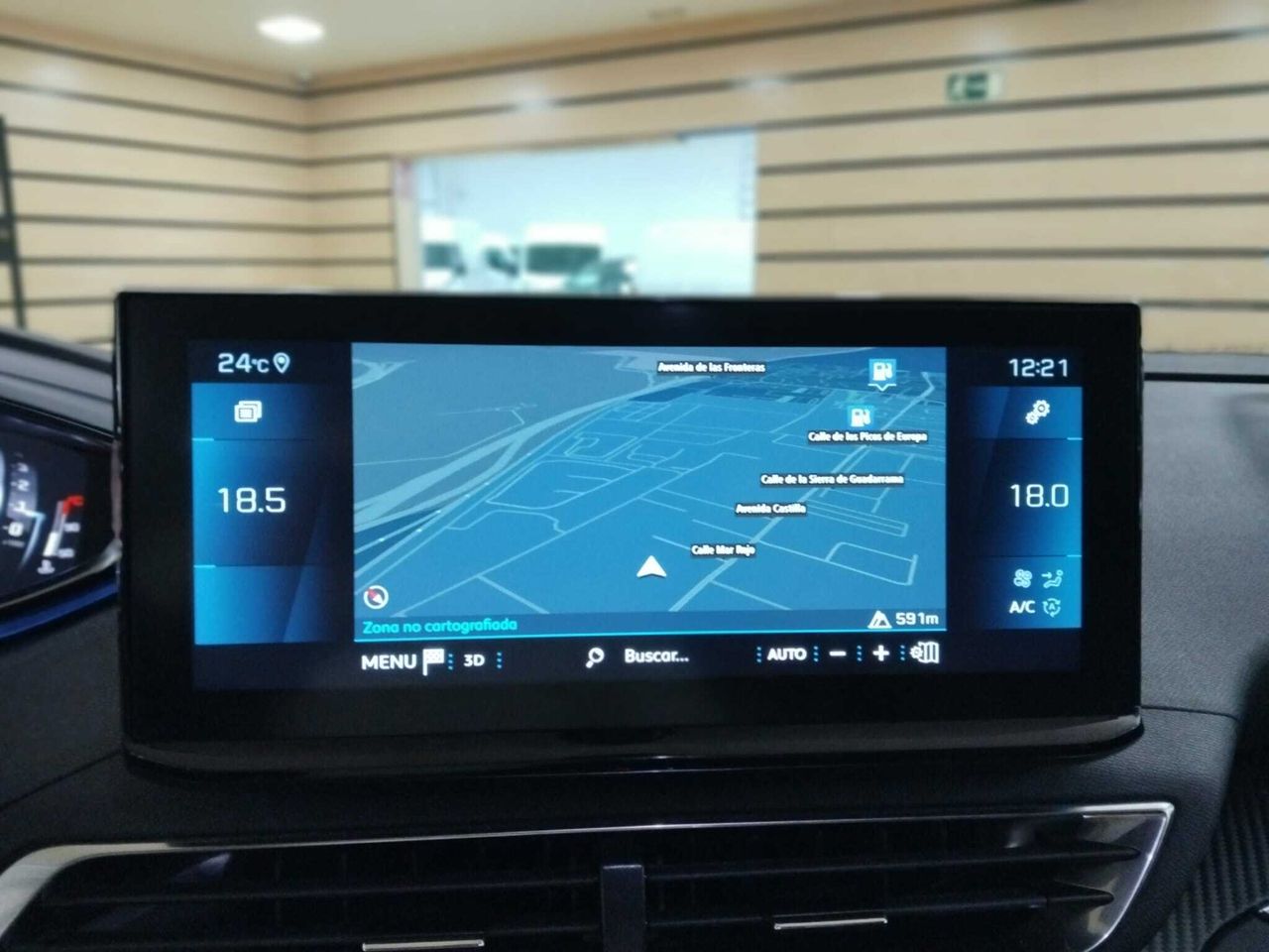 Peugeot 5008 ALLUR	1.2 PURETECH 96KW S&S ALLURE EAT8  - Foto 2