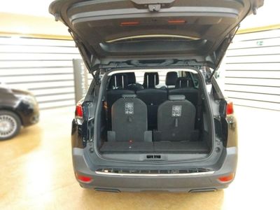 Peugeot 5008 ALLUR	1.2 PURETECH 96KW S&S ALLURE EAT8 