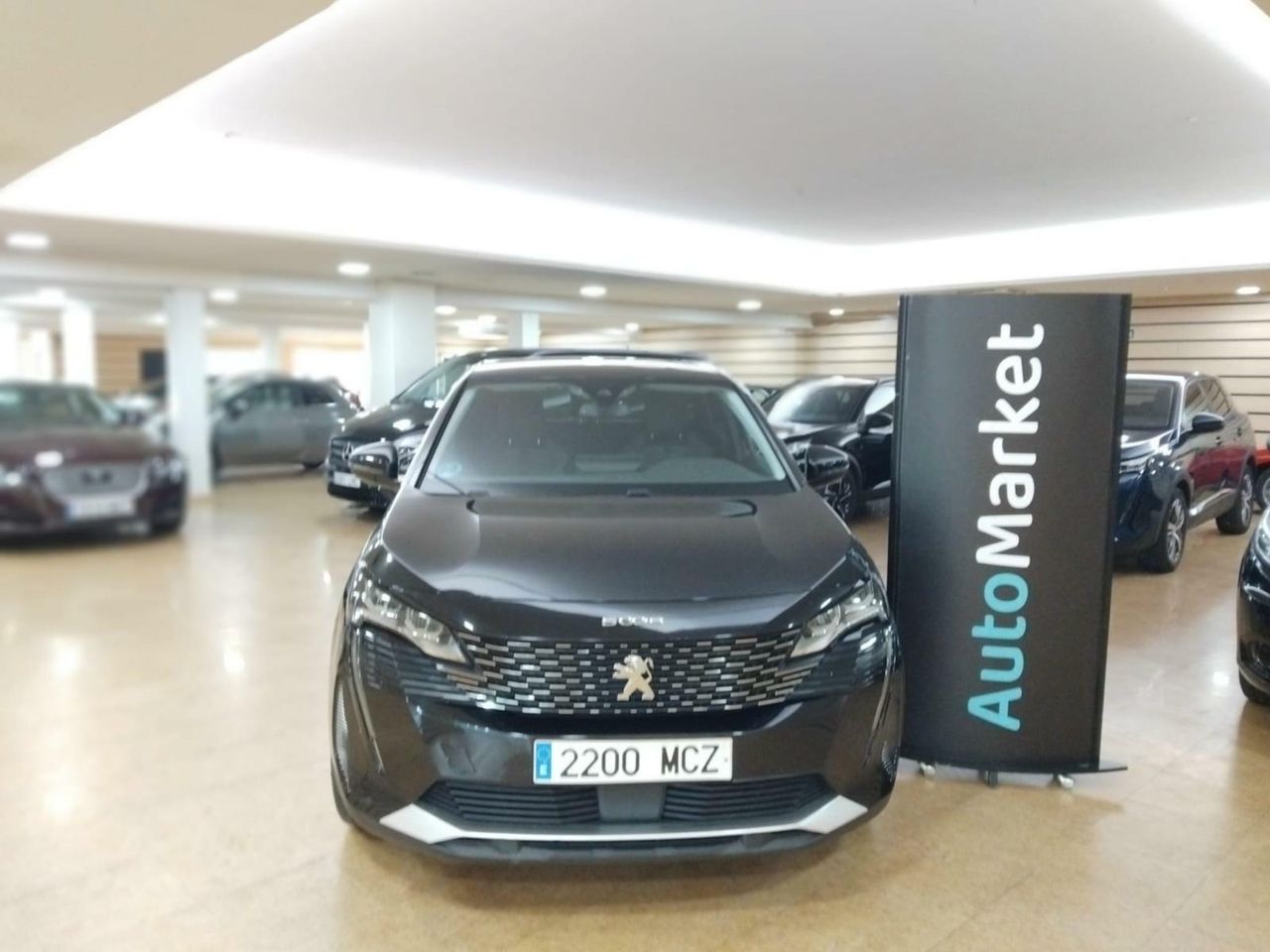 Peugeot 5008 ALLUR	1.2 PURETECH 96KW S&S ALLURE EAT8  - Foto 2