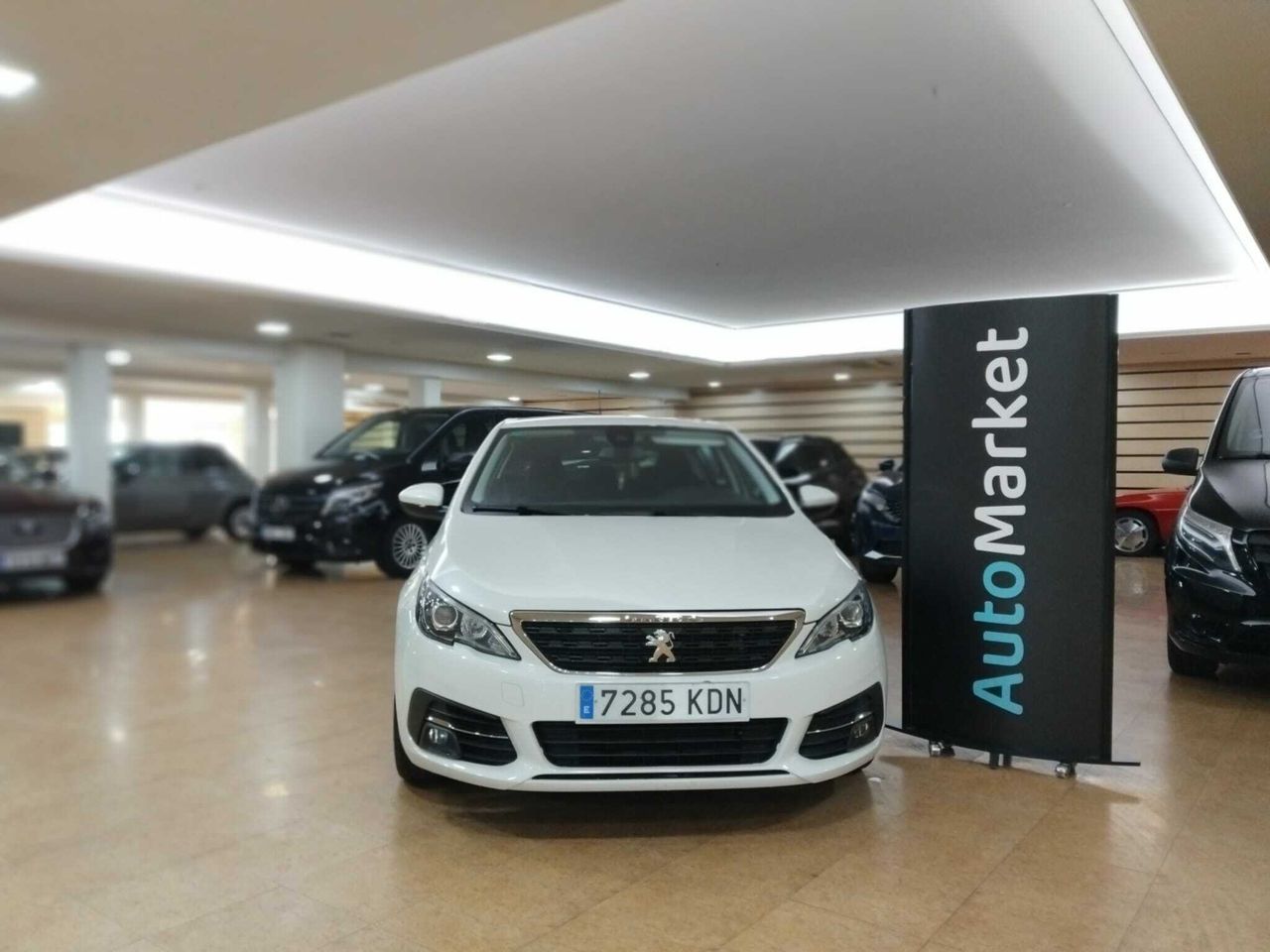 Peugeot 308 active 130cv puretech 6v - Foto 2