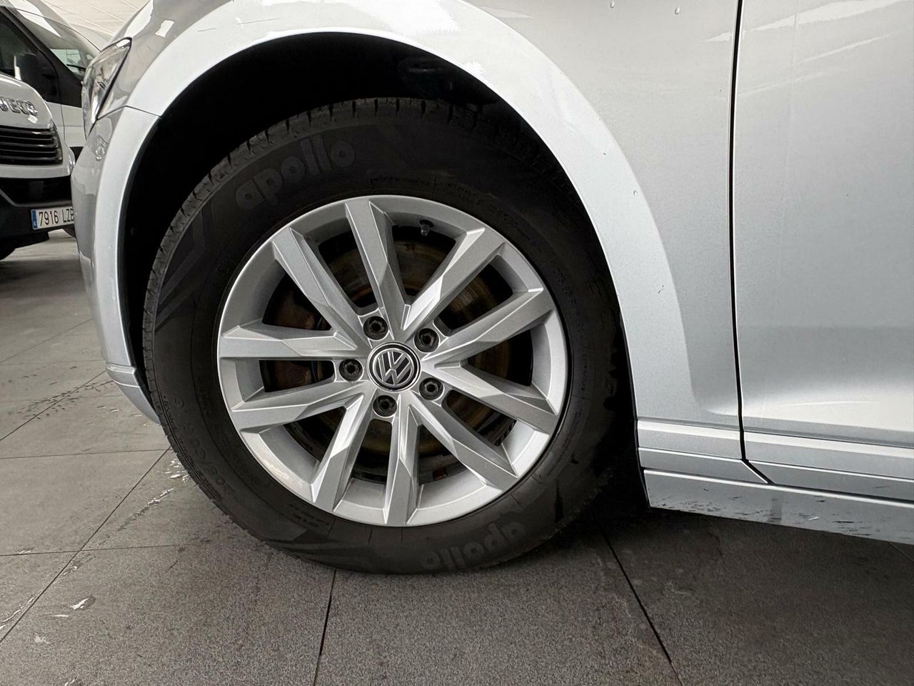 Volkswagen Passat 1.6 tdi VARIANT DSG  - Foto 2