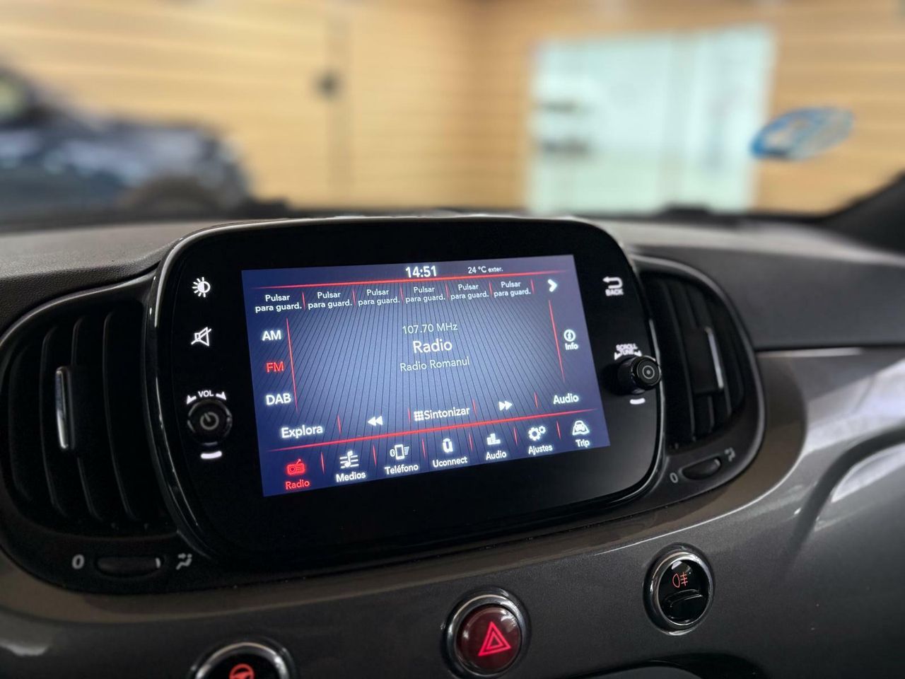 Fiat 500 DOLCEVITA 1.0 HYBRID  - Foto 2