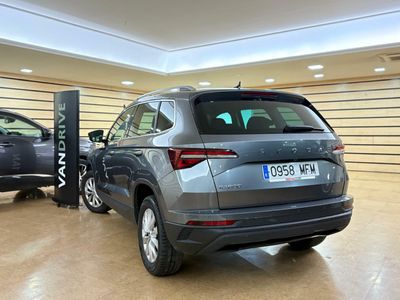 Skoda Karoq 1.5 TSI 110KW (150CV) DSG ACT AMBITION PACK DISEÑO PLUS^PACK MULTIMEDIA M^